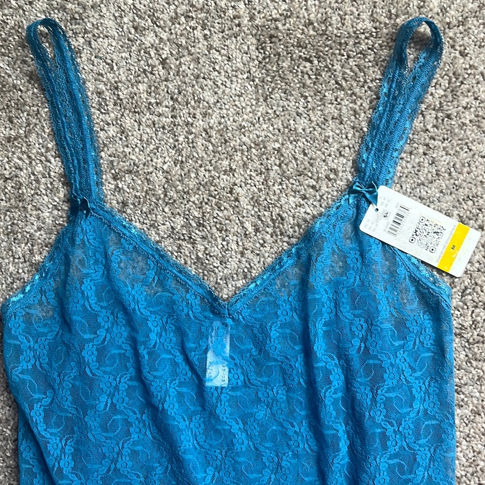 NEW WITH TAGS!!! b.tempt'd Lace Kiss Chemise size medium